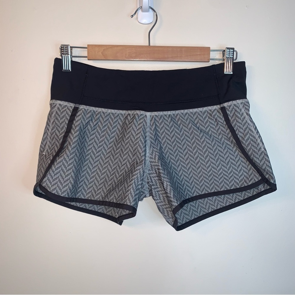 Lululemon Grey Black Speed Up Shorts 4